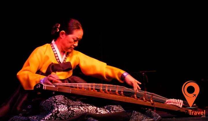 Đàn 6 dây Geomungo