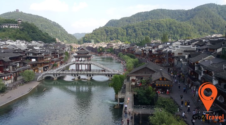 phượng hoàng cổ trấn