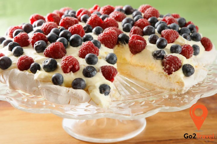 banh-Pavlova