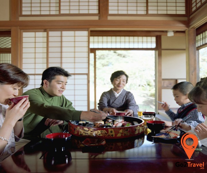 Cách uống rượu của người Nhật