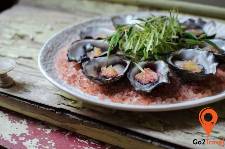 Chanh ngón tay là một loại chanh bản địa có hình trụ thon dài như ngón tay