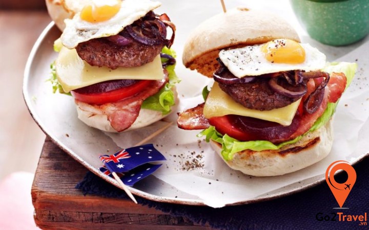 hamburger củ dền - hương vị lạ khó quên