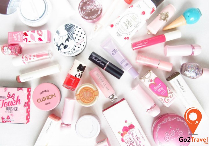 Bạn có thể chọn mỹ phẩm để mua khi tới đây du lịch