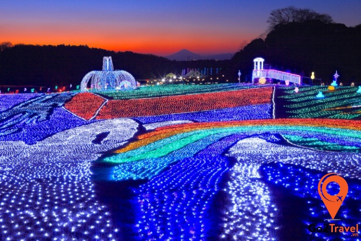 Lễ hội The Tokyo German Village Winter Illumination - là một trong những sự kiện ánh sáng lớn nhất vùng Kanto.