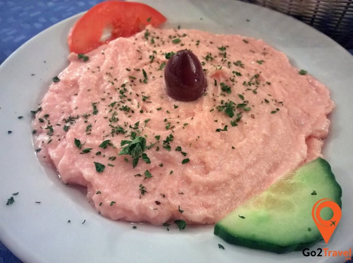 Taramosalata là món khai vị nổi tiếng nhất của đất nước Hy Lạp