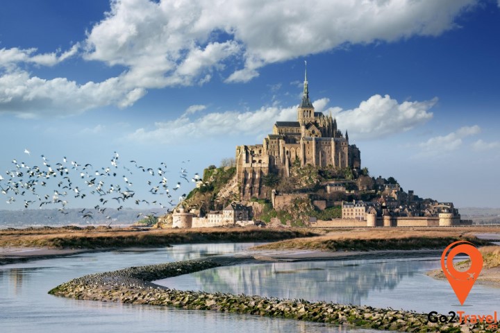 Đảo Mont Saint – Michel khung cảnh đẹp như tranh vẽ