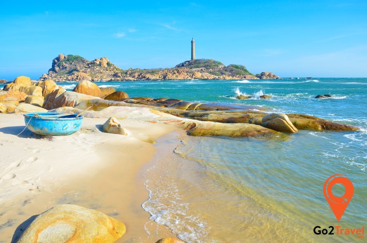 Du lịch đến những vùng biển đẹp, ấm áp vắng vẻ đang là xu hướng hot