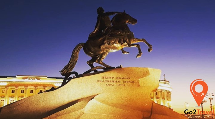 Đến NEVA thăm tượng PIE đại đế hào hùng