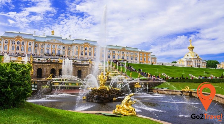 Cung Điện Mùa Hè Peterhof