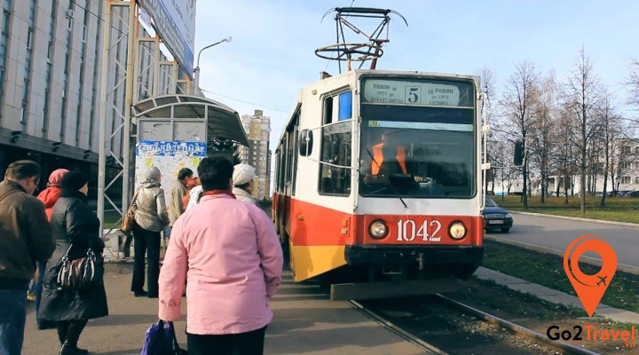 Đến Nga du lịch sử dụng phương tiện đi lại nào tốt nhất