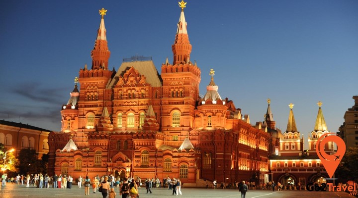 Quảng trường đỏ - địa điểm hấp dẫn không thể bỏ qua