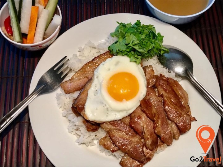 món ăn phổ biến trong bữa sáng của người Campuchia