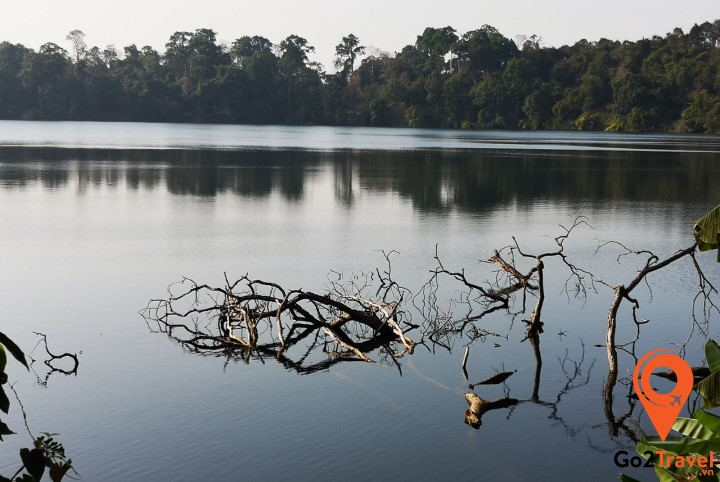 Yeak Laom Volcanic Lake