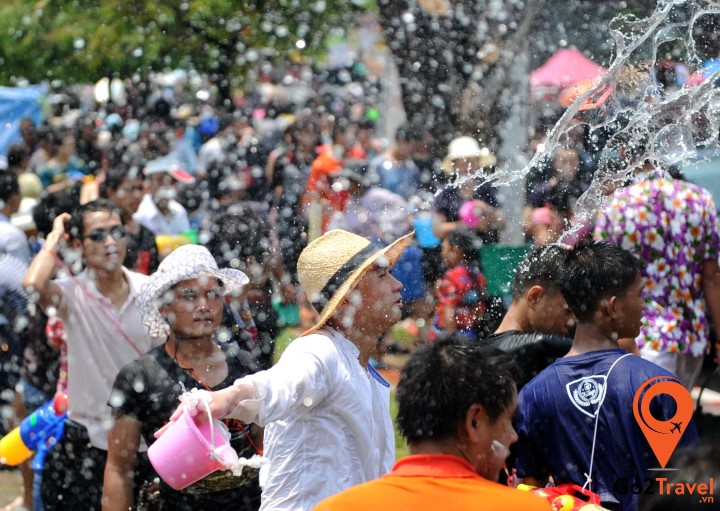 Trước khi tham gia Songkran bạn nên chuẩn bị một vài thứ