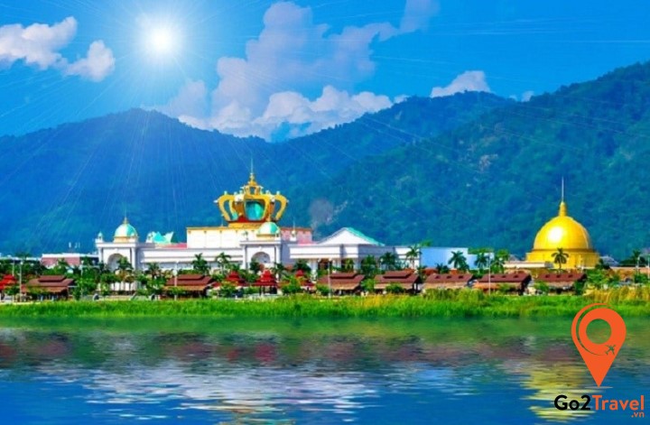 Cuộc sống bình yên của khu tam giác vàng