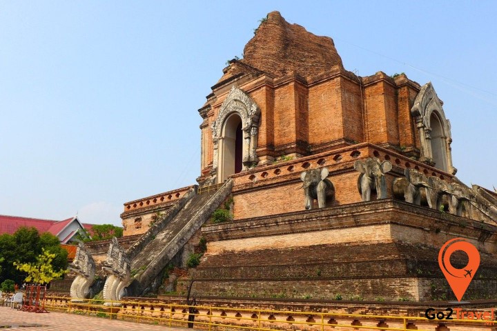 Ngôi chùa sừng sững cùng thời gian