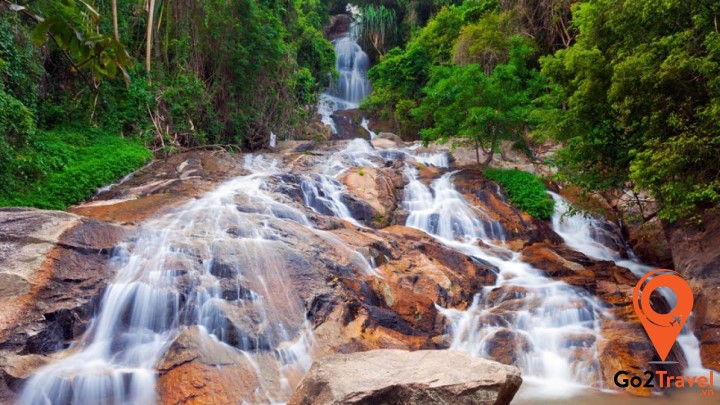 Vẻ đẹp của thác Na Muang