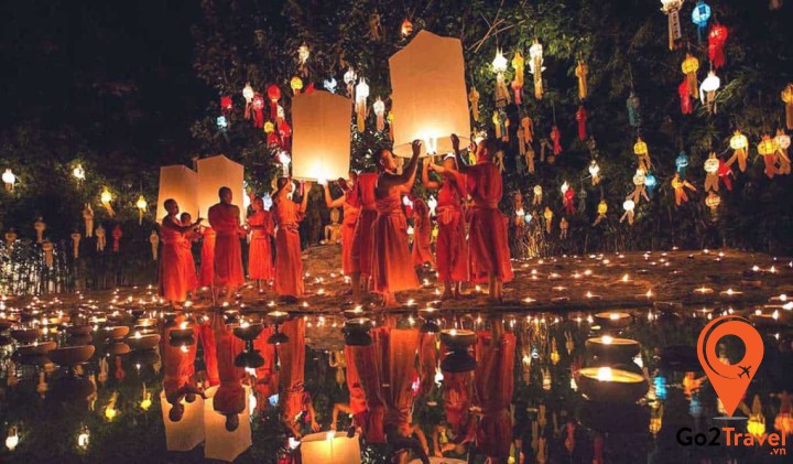 Lễ hội đèn trời Chiangmai là truyền thống để kính dâng đức Phật 