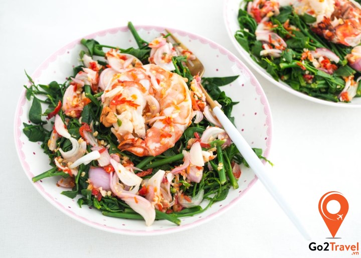 Nguyên liệu chính làm từ dương xỉ xanh