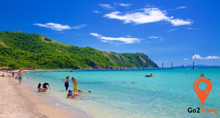 Bãi biển nằm ngay trung tâm thành phố