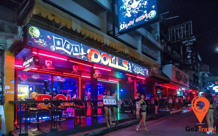 Hệ thống quán bar sôi động nhất “thành phố ma quỷ”